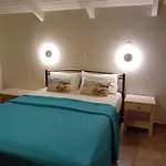 Ionio Holidays Katerina Apartments